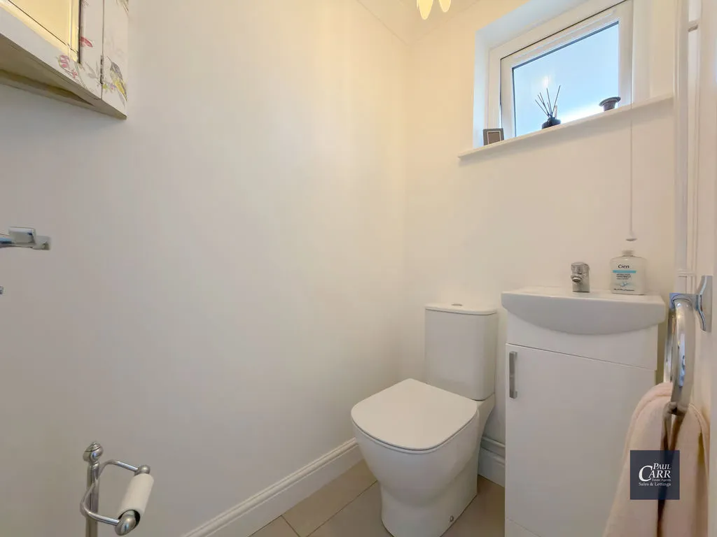 Carlton Croft, Streetly, B74, photo 14