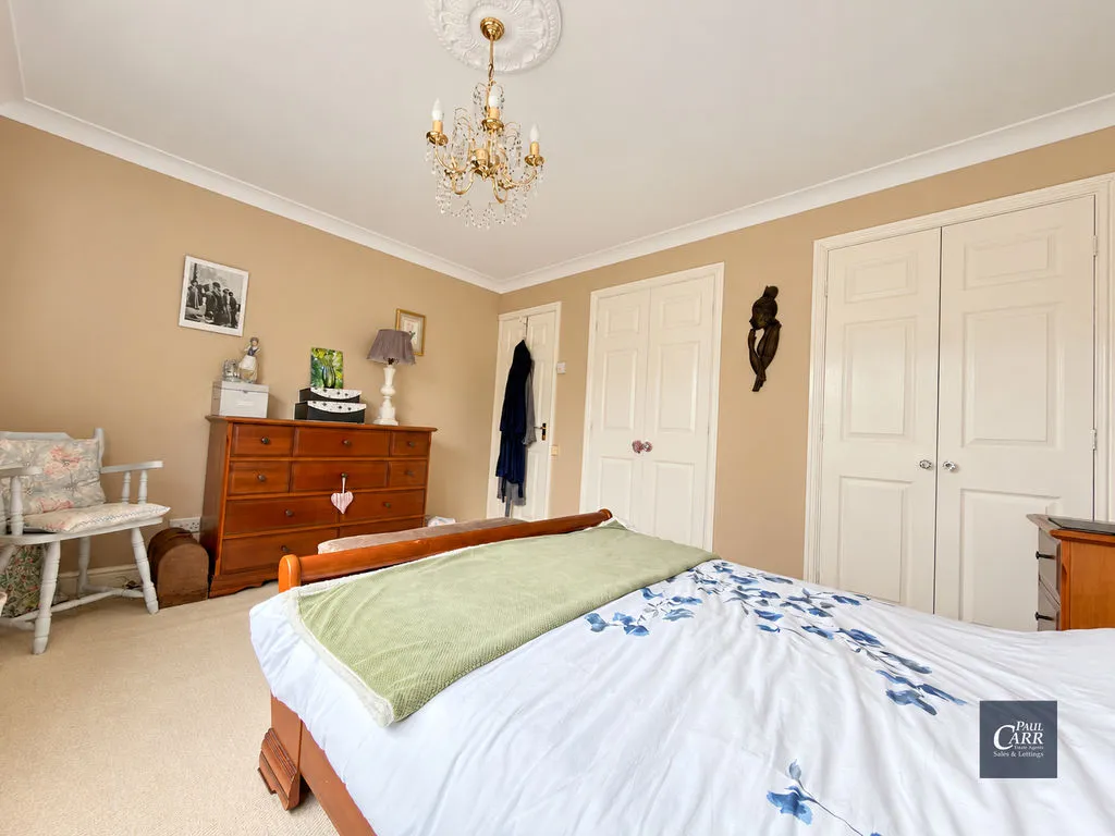 Carlton Croft, Streetly, B74, photo 19