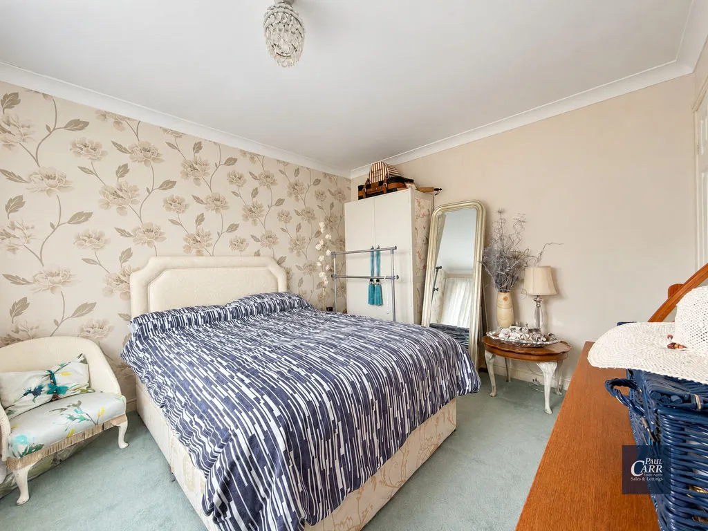 Carlton Croft, Streetly, B74, photo 22