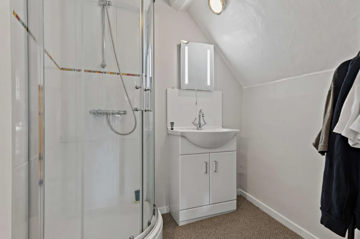 Church Road North, Portishead, BS20, photo 24