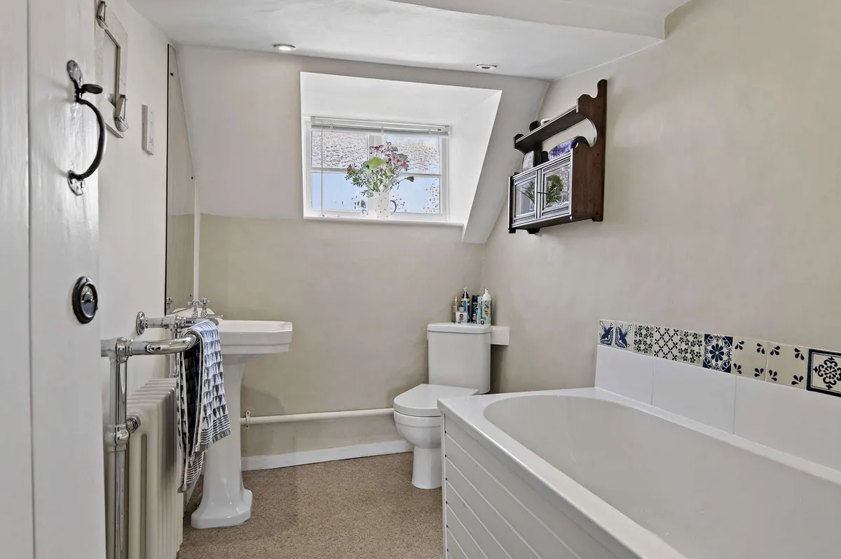 Church Road North, Portishead, BS20, photo 26