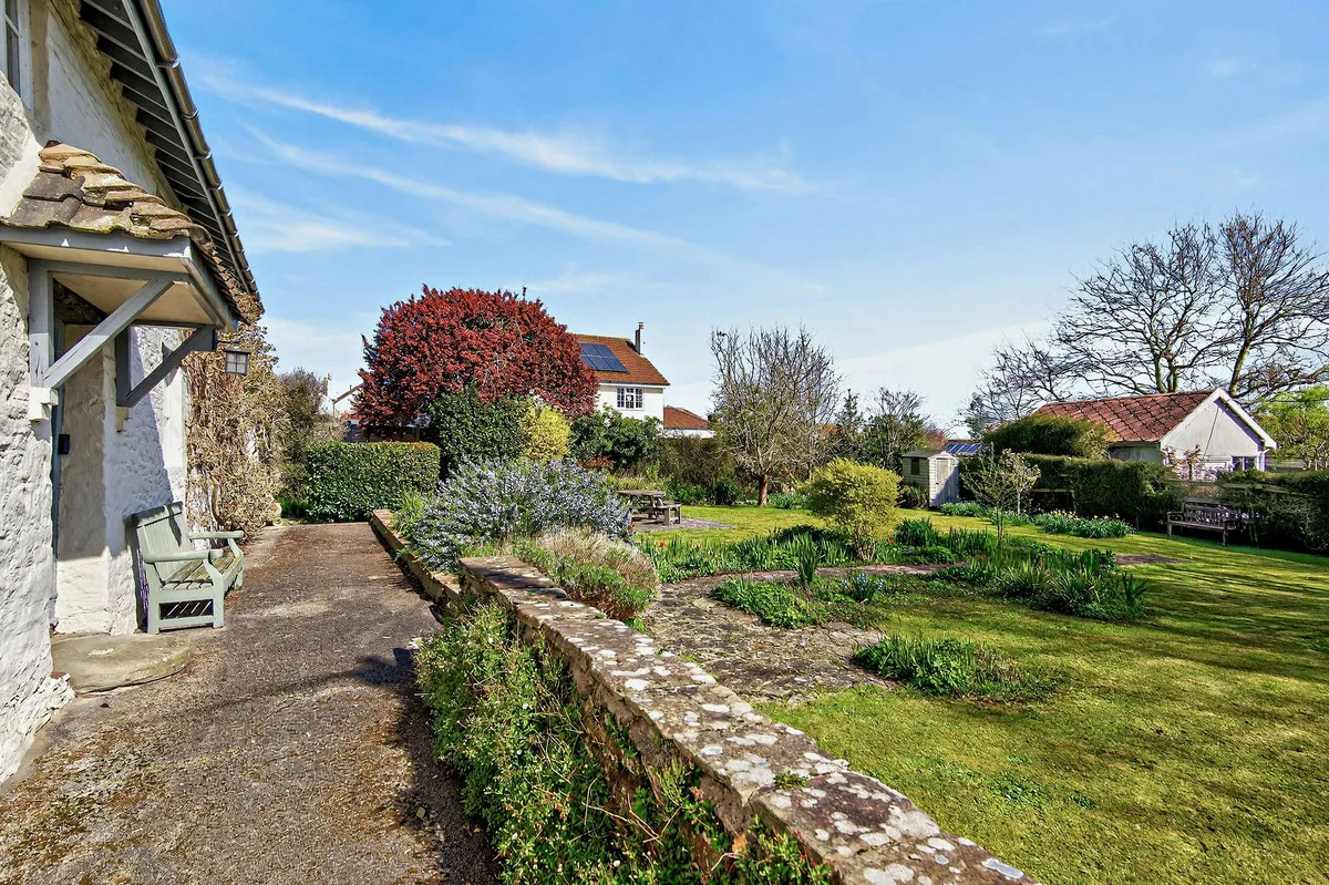 Church Road North, Portishead, BS20, photo 8