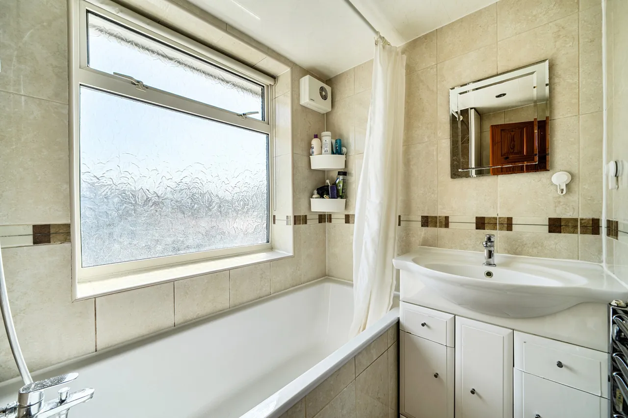 Morley Crescent East, Stanmore, HA7, photo 10