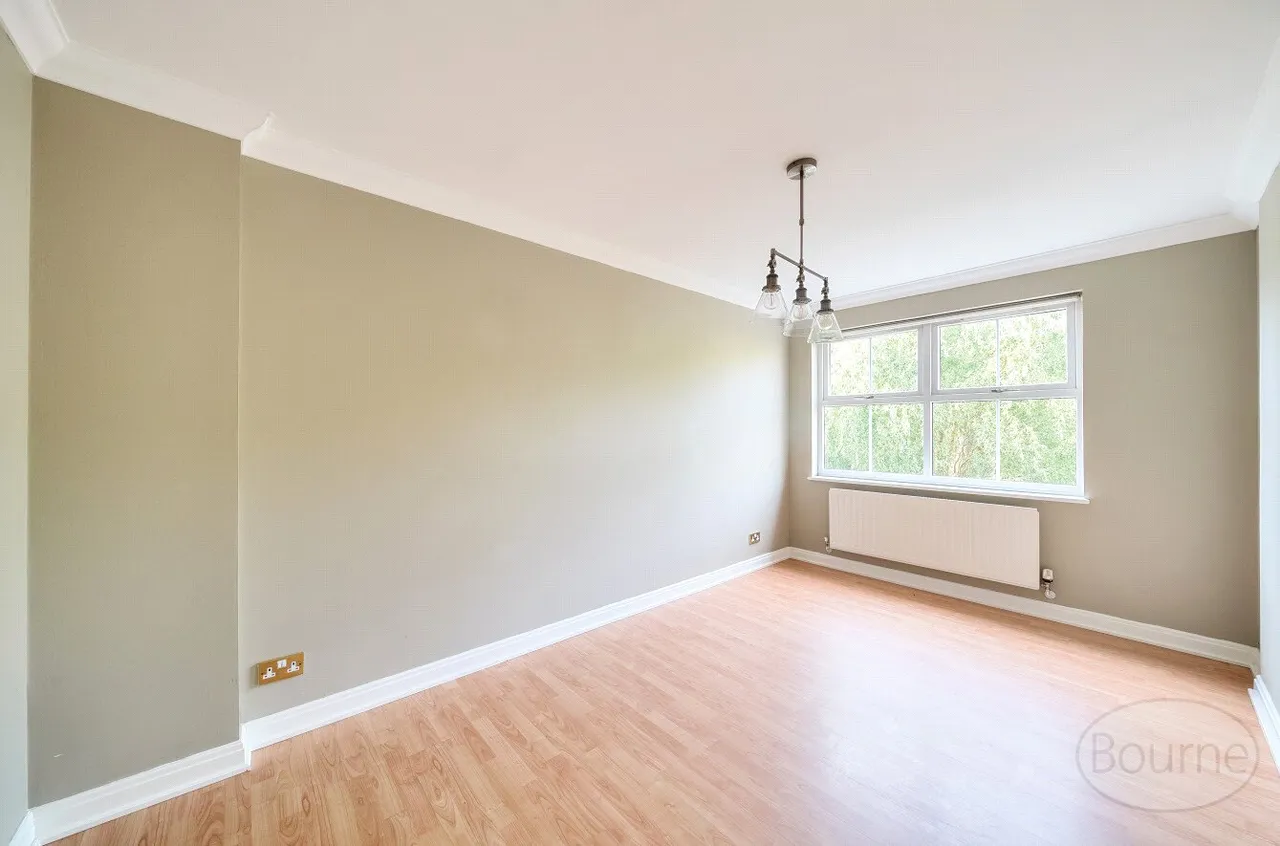 Silistria Close, Knaphill, GU21, photo 6