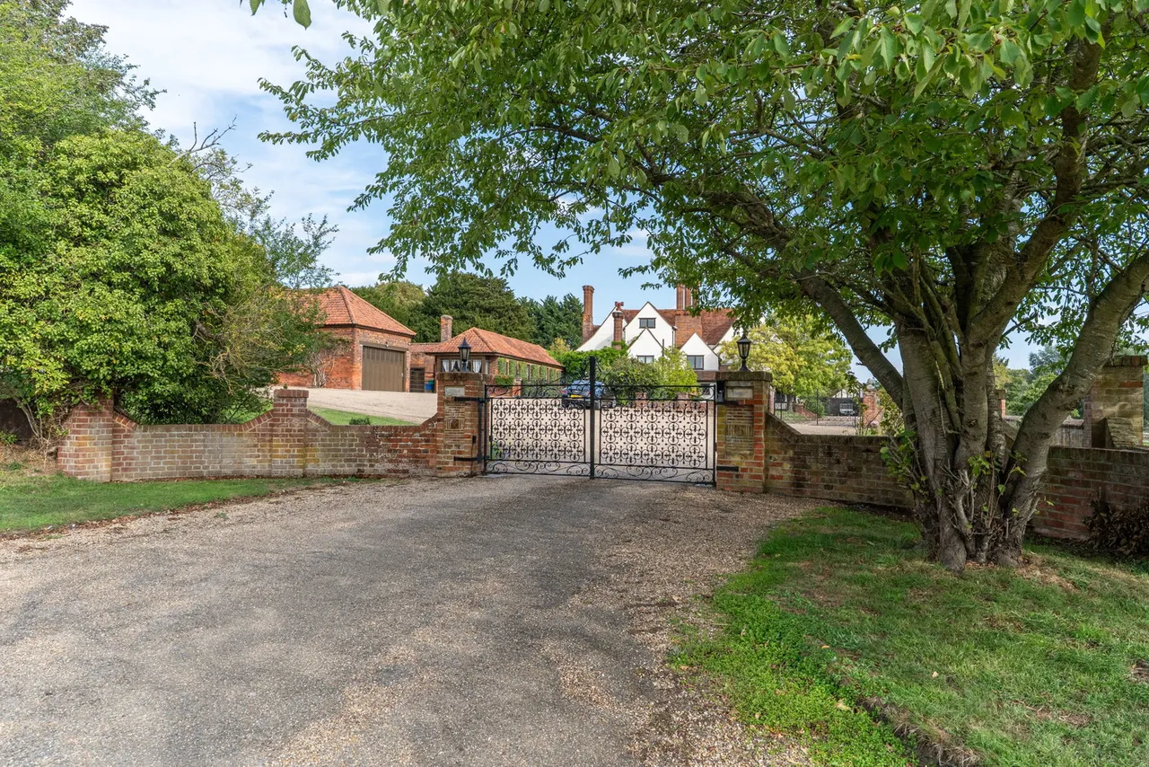 The Street, Roxwell, CM1, photo 51