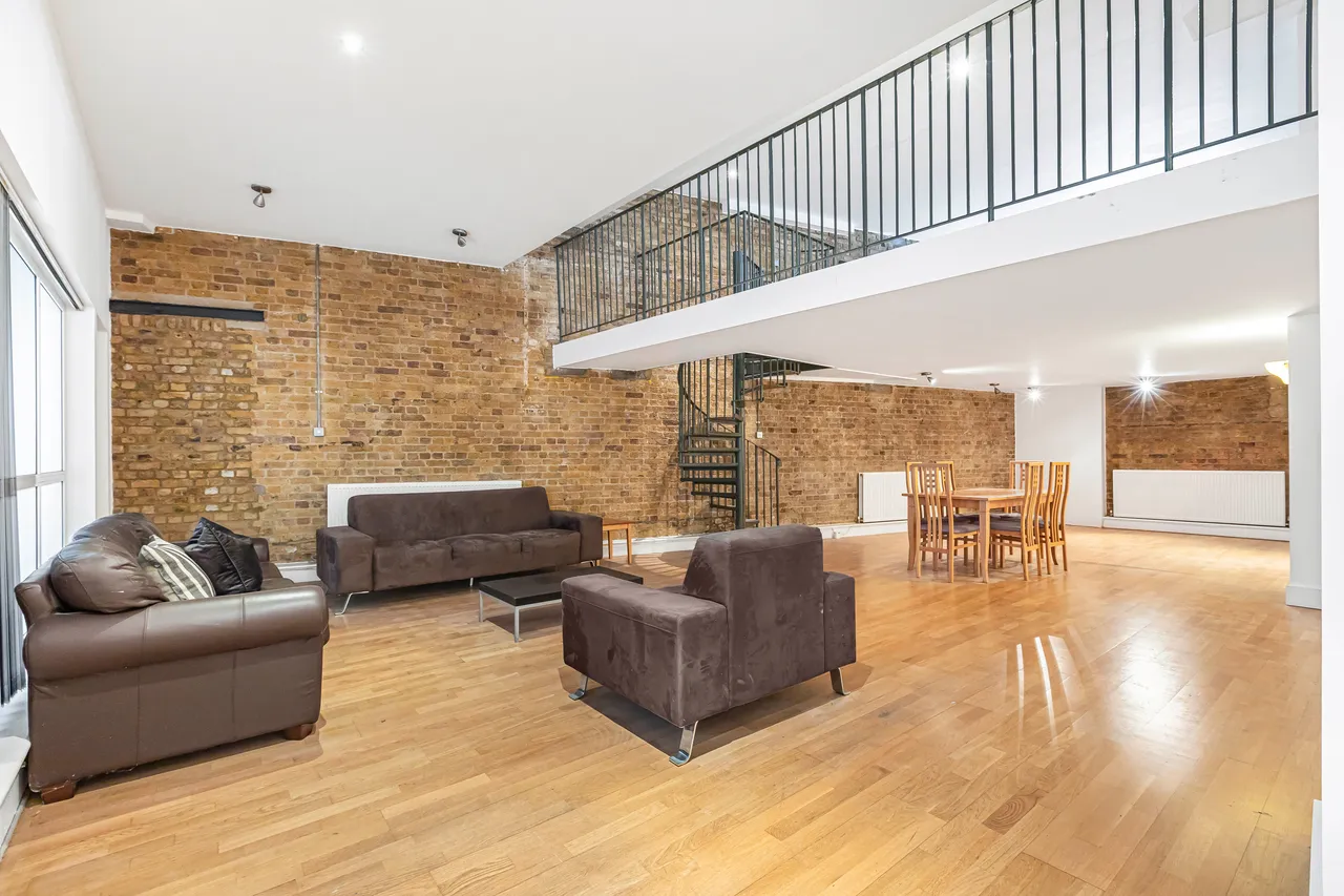 Gowers Walk, London, E1, photo 9