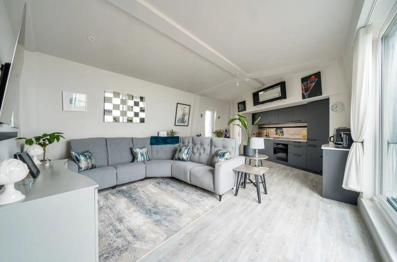 The Esplanade, West Lodge, PO21, photo 6
