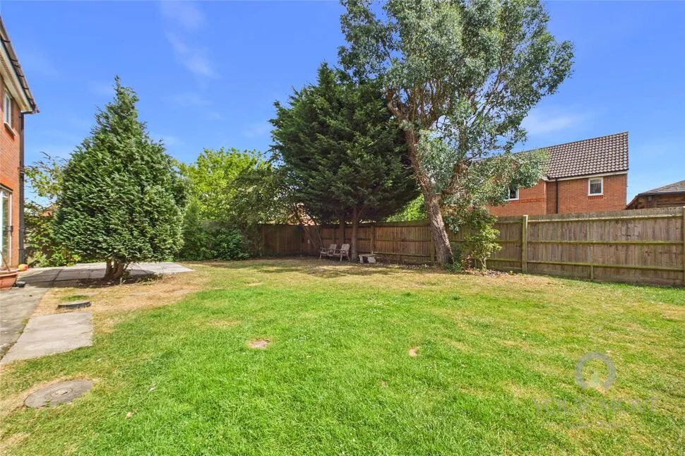 Aris Way, Buckingham, Buckinghamshire, MK18, photo 6