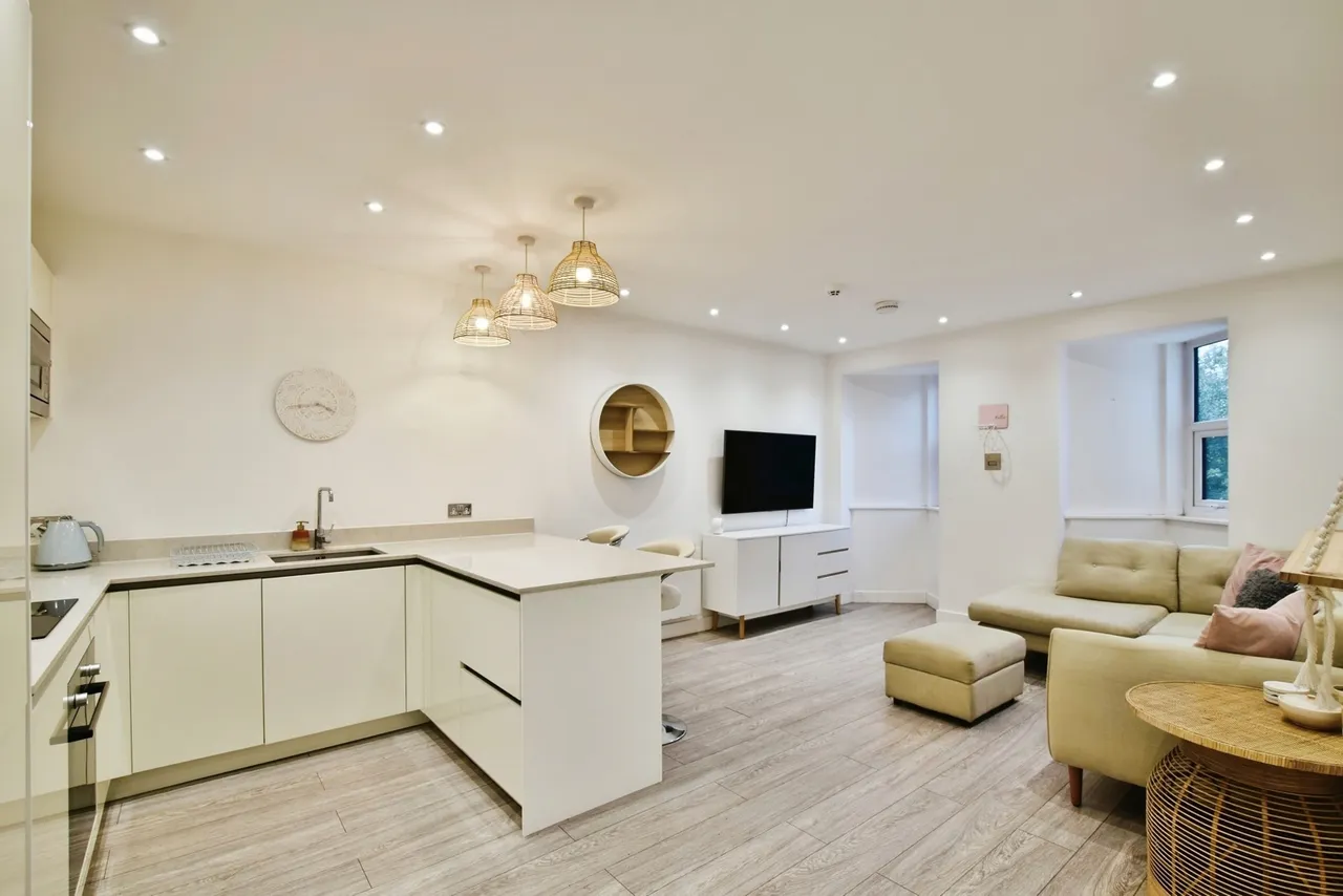 Eden Place, Cheadle, SK8, photo 32