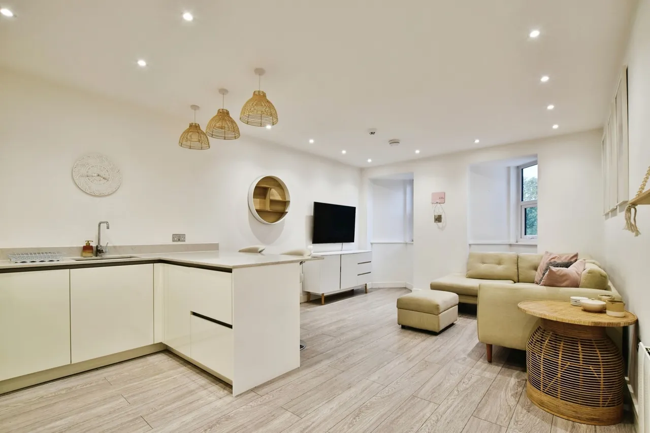 Eden Place, Cheadle, SK8, photo 25