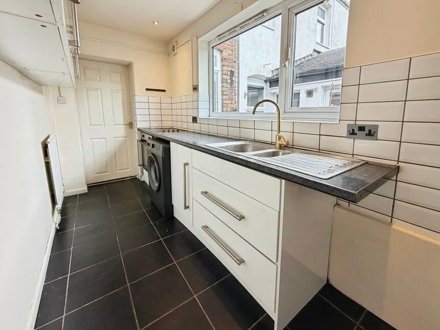 Broom Street, Stoke-on-Trent, Staffordshire, ST1, photo 5