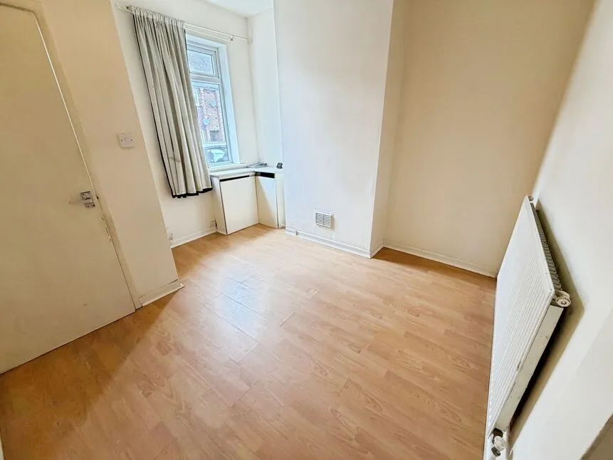 Broom Street, Stoke-on-Trent, Staffordshire, ST1, photo 2