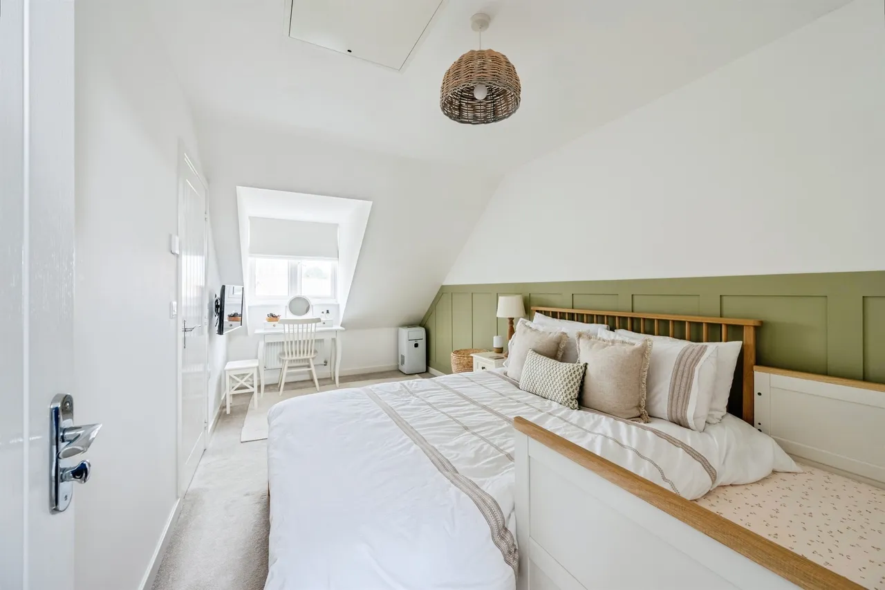 Griffin Walk, Chippenham, SN15, photo 8