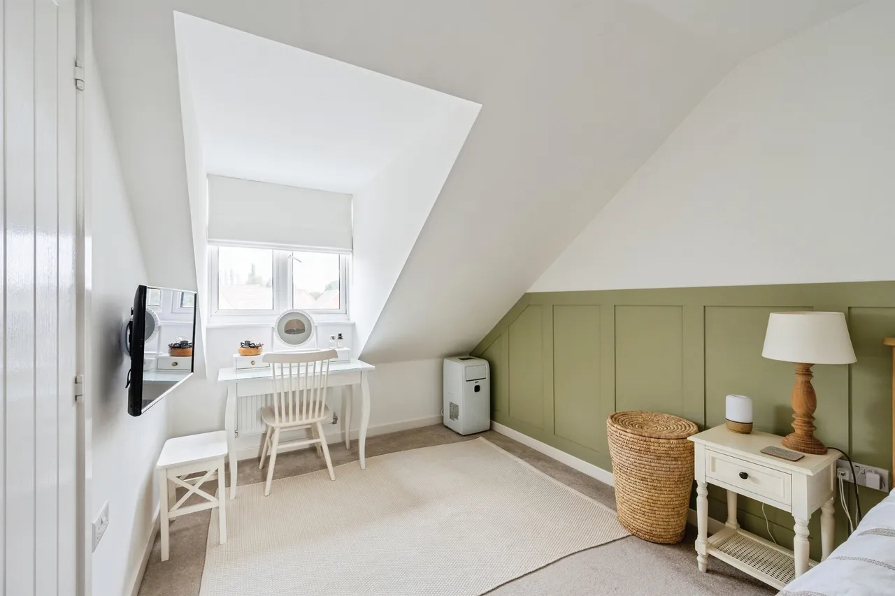 Griffin Walk, Chippenham, SN15, photo 9