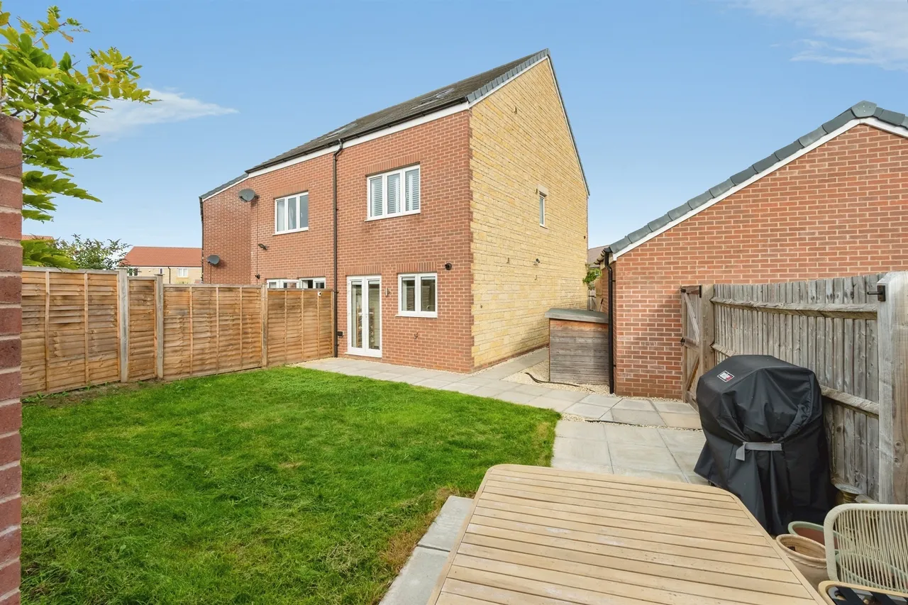 Griffin Walk, Chippenham, SN15, photo 17