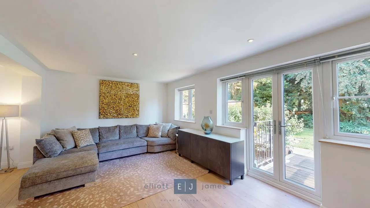 Epping New Road, Buckhurst Hill, IG9, photo 7
