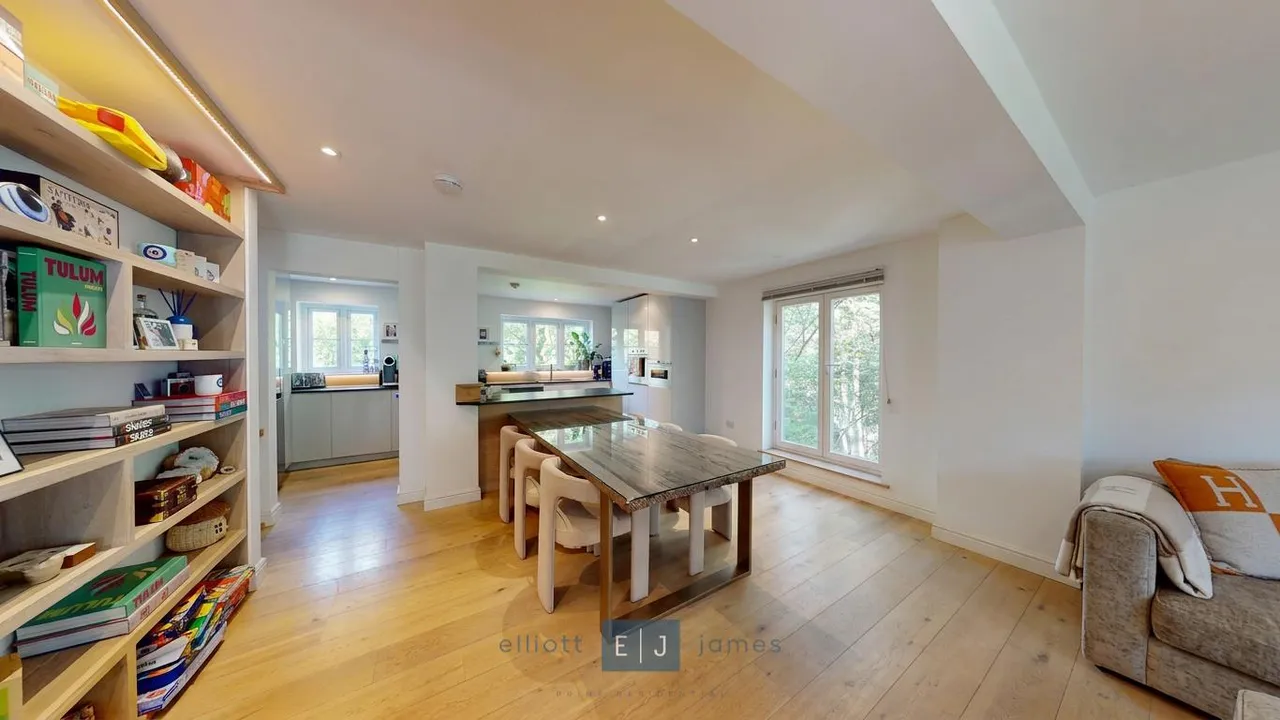 Epping New Road, Buckhurst Hill, IG9, photo 4