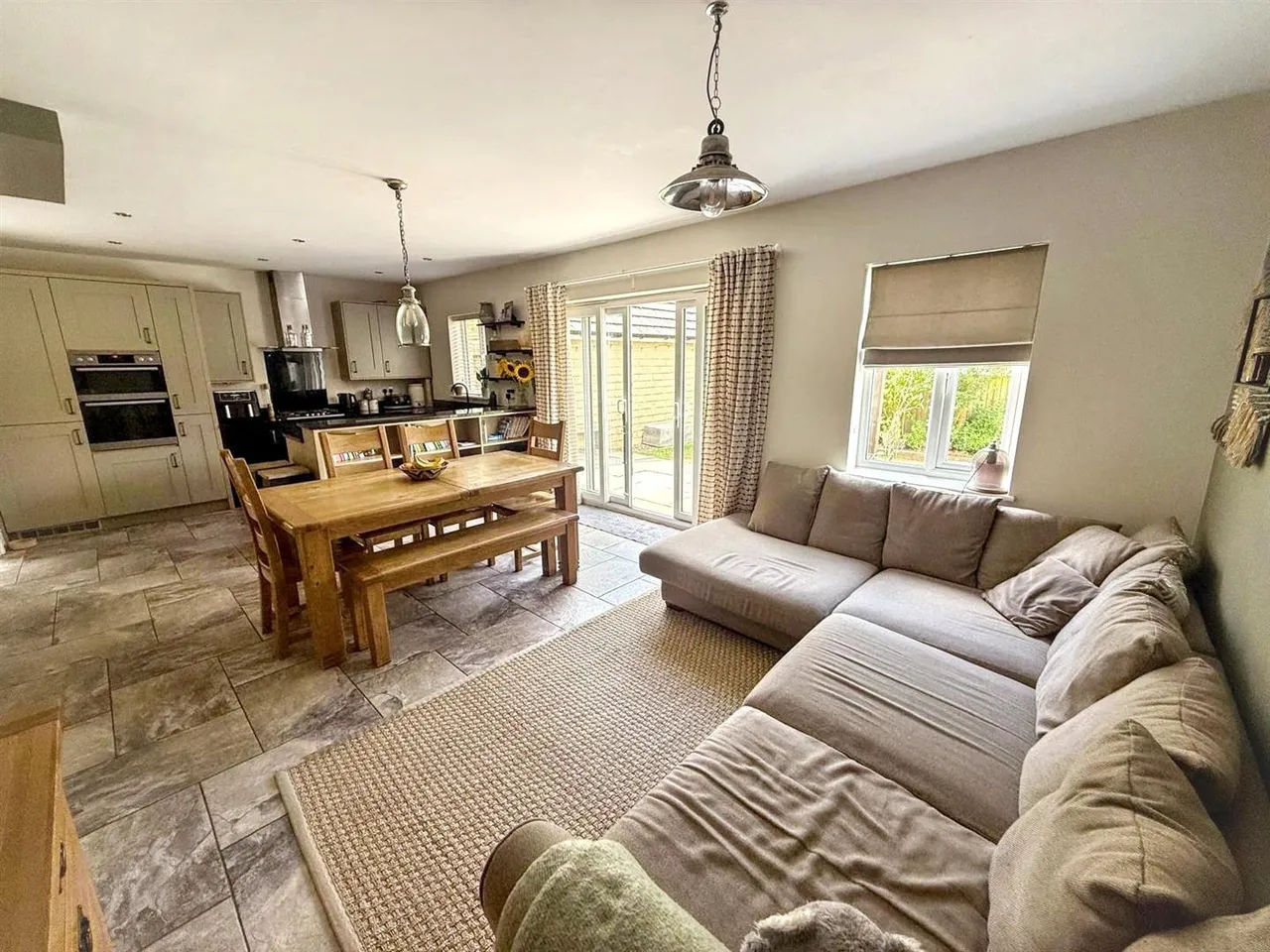 Hawthorne Road, Steeton, BD20 6FH, photo 5