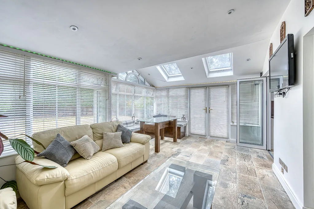Pool Meadow, Cheslyn Hay, WS6, photo 26