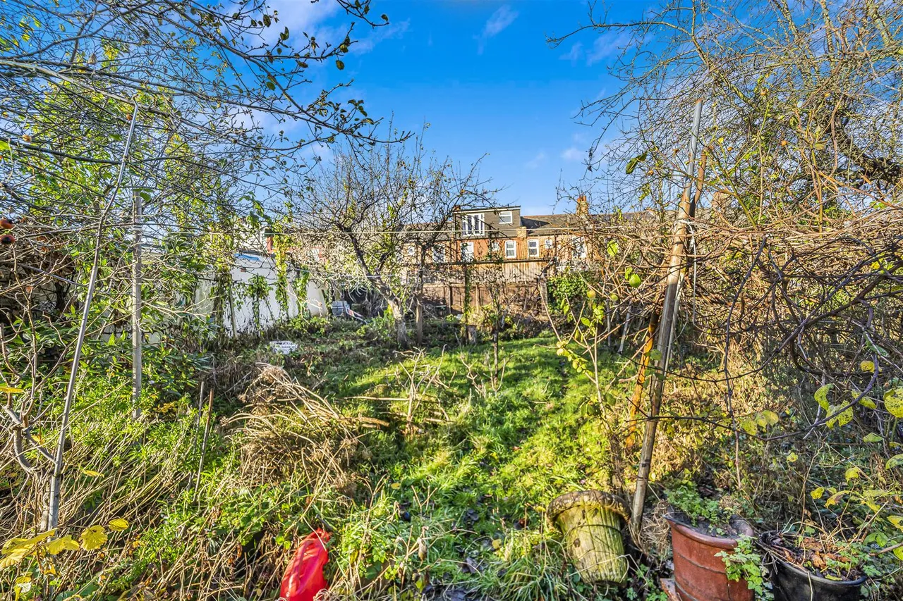 Sandringham Road, Wood Green, N22, photo 8