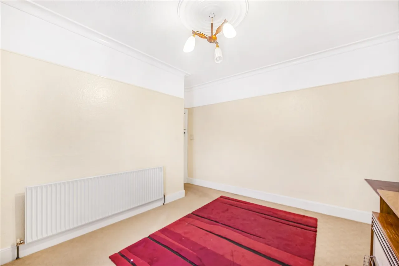Sandringham Road, Wood Green, N22, photo 21
