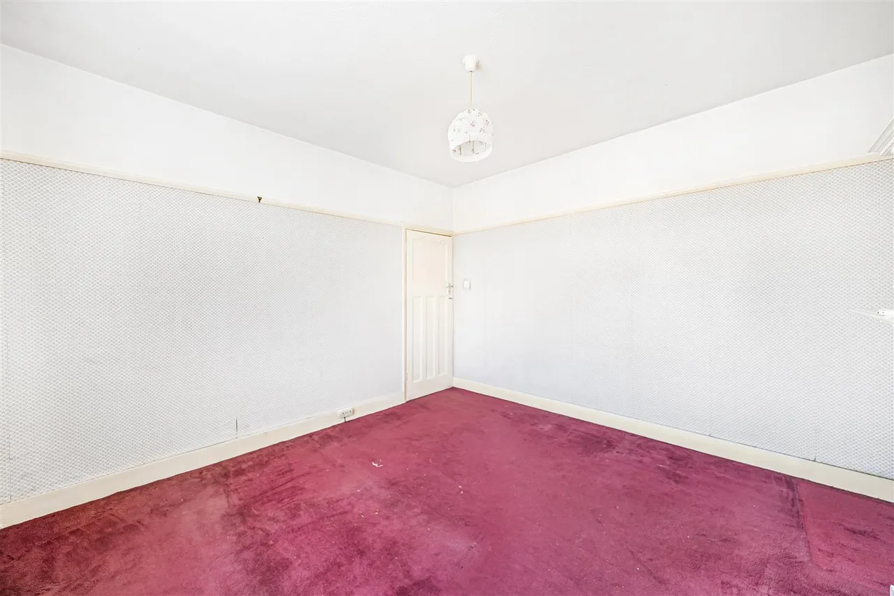 Sandringham Road, Wood Green, N22, photo 17