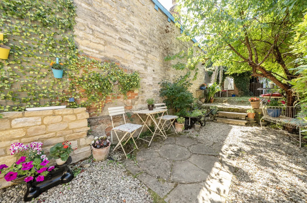 North Street, Oundle, PE8, photo 26