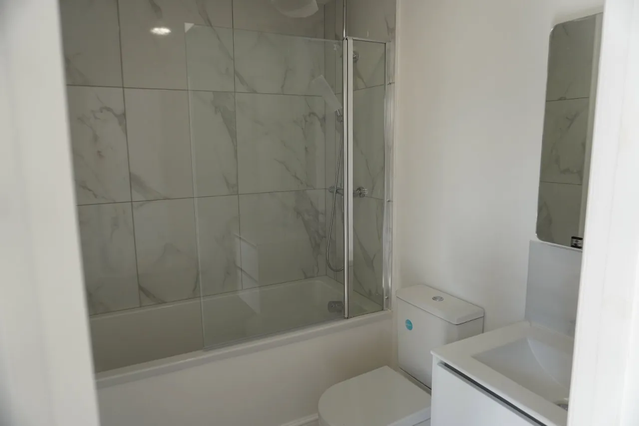 Spencer Road, London, W3 6DN, photo 5