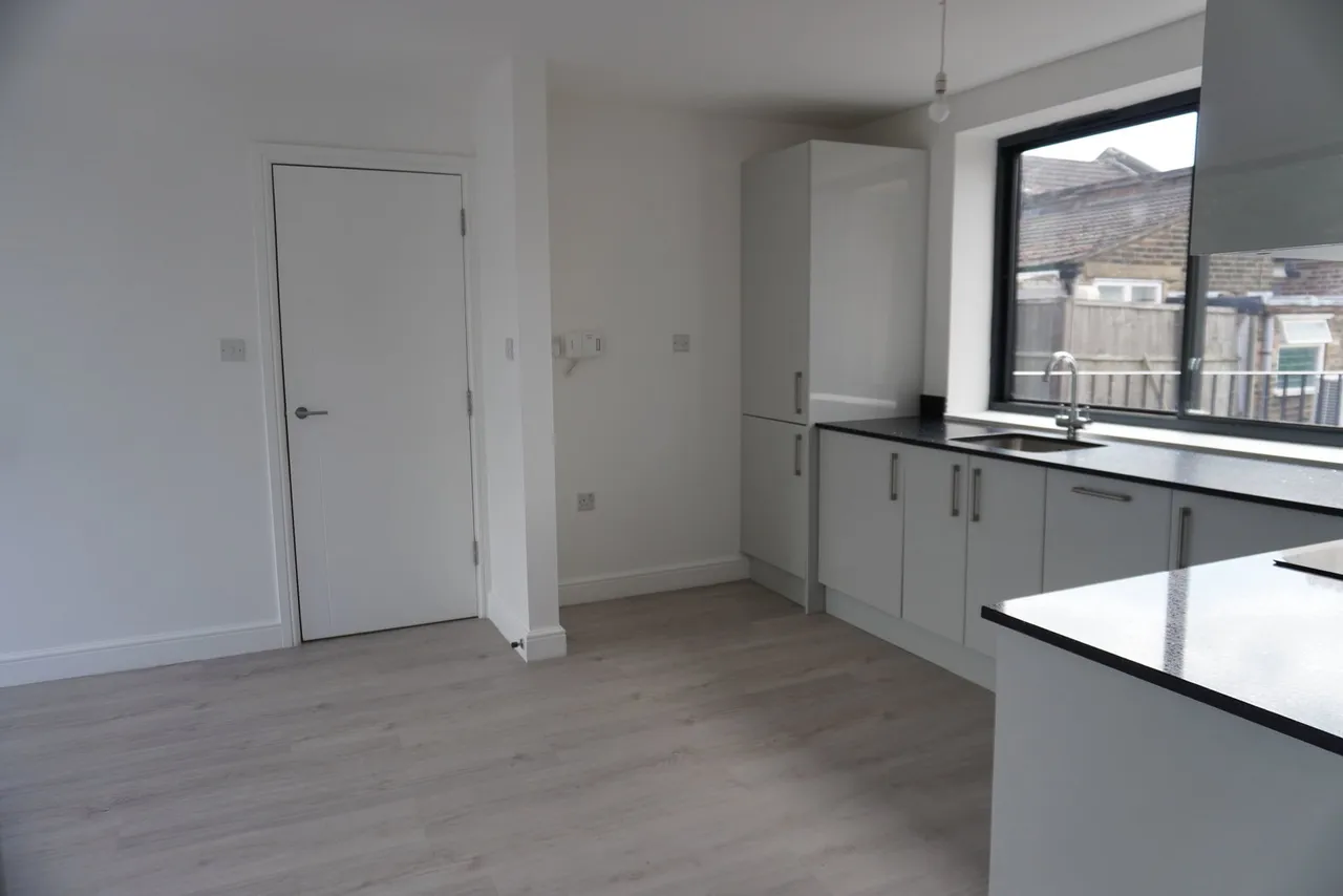 Spencer Road, London, W3 6DN, photo 4