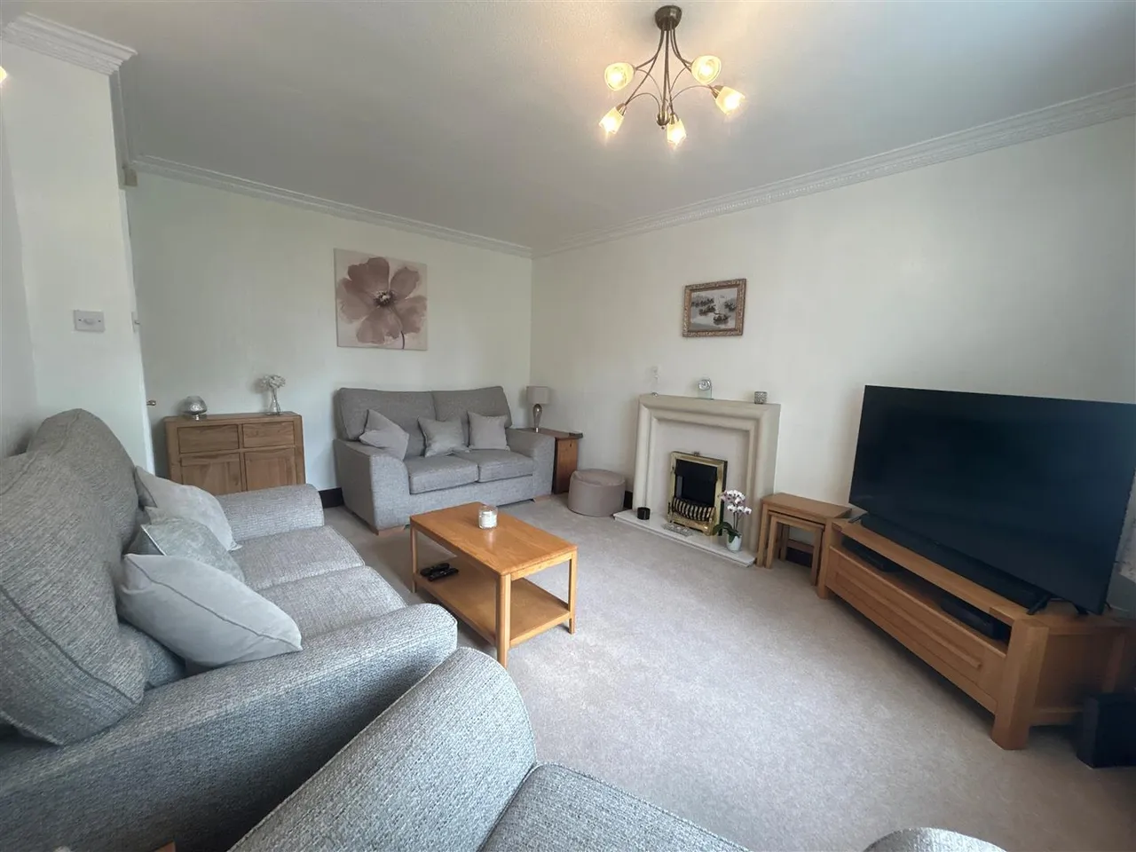 Outwood Drive, Heald Green, photo 5