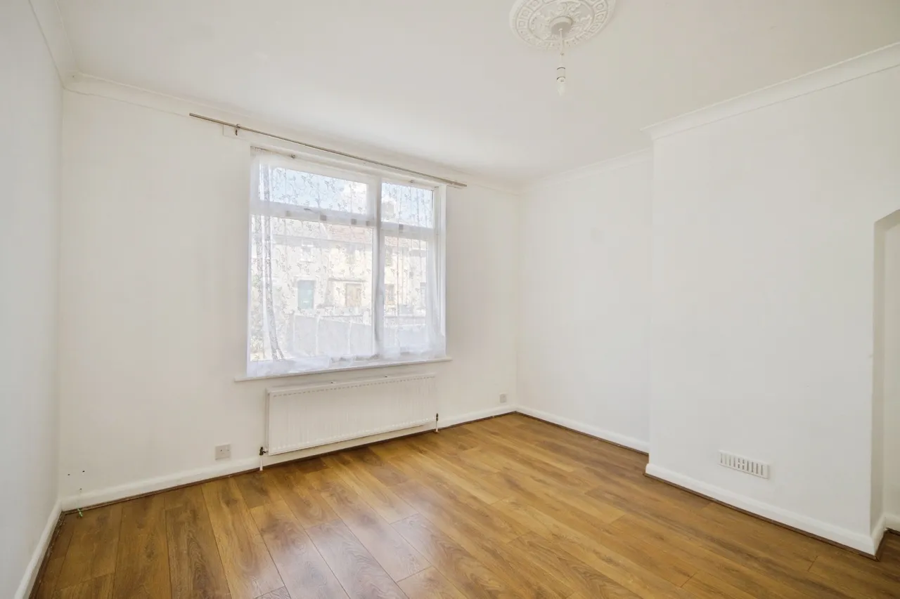 Canonsleigh Road, DAGENHAM, ESSEX, RM9, photo 4