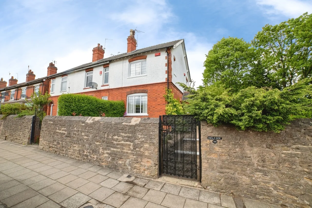 Station Road, Sutton-in-Ashfield, Nottinghamshire, NG17, photo 2