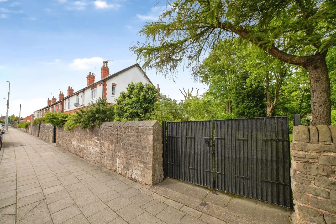 Station Road, Sutton-in-Ashfield, Nottinghamshire, NG17, photo 15