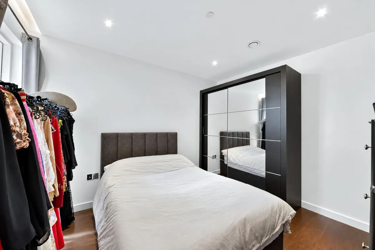 Lexington Gardens, London, SW11, photo 11