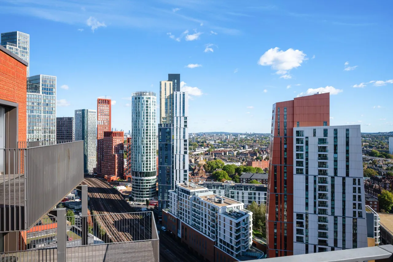 Embassy Gardens, Nine Elms, SW11, photo 16