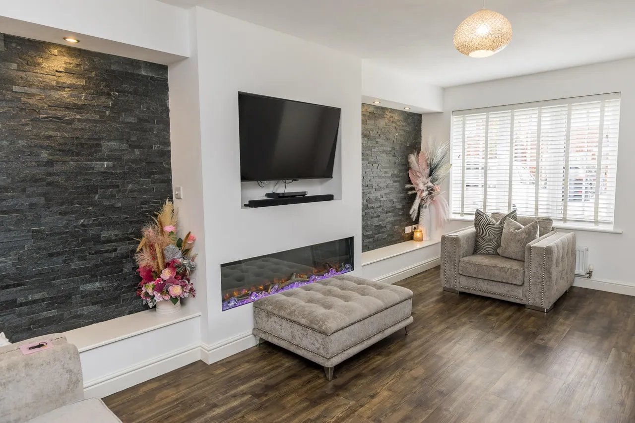 Grayling Avenue, Ellesmere Port, CH66, photo 2