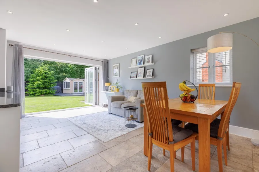 House Under Offer with 5 bedrooms in Mulberry Green, Old Harlow, CM17, photo 14