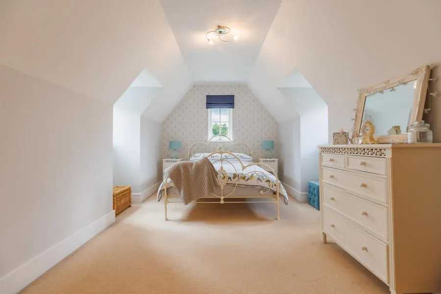 House Under Offer with 5 bedrooms in Mulberry Green, Old Harlow, CM17, photo 24