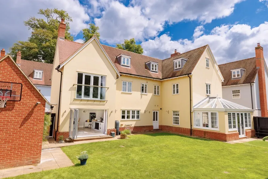House Under Offer with 5 bedrooms in Mulberry Green, Old Harlow, CM17, photo 9