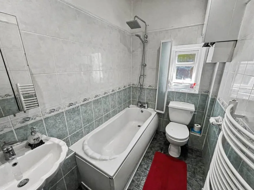Owls Road, BH5, photo 6