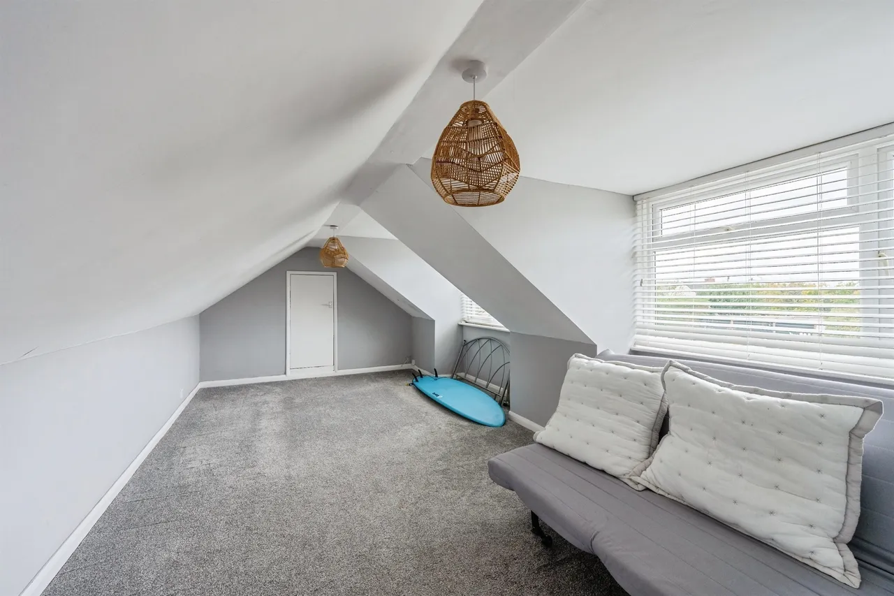 Snarlton Lane, Melksham, SN12, photo 19