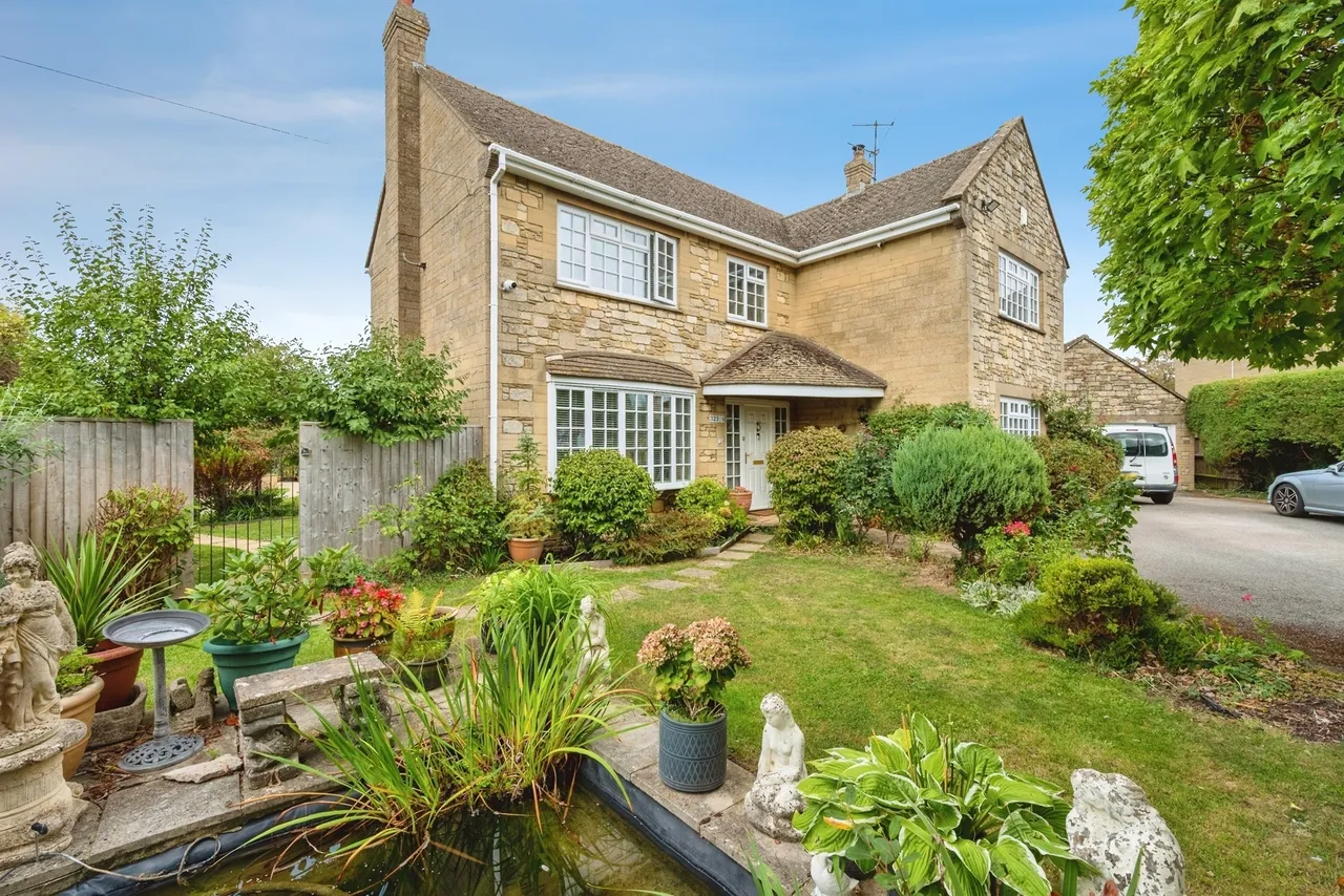 4 bed house for sale, Snarlton Lane, Melksham, SN12
