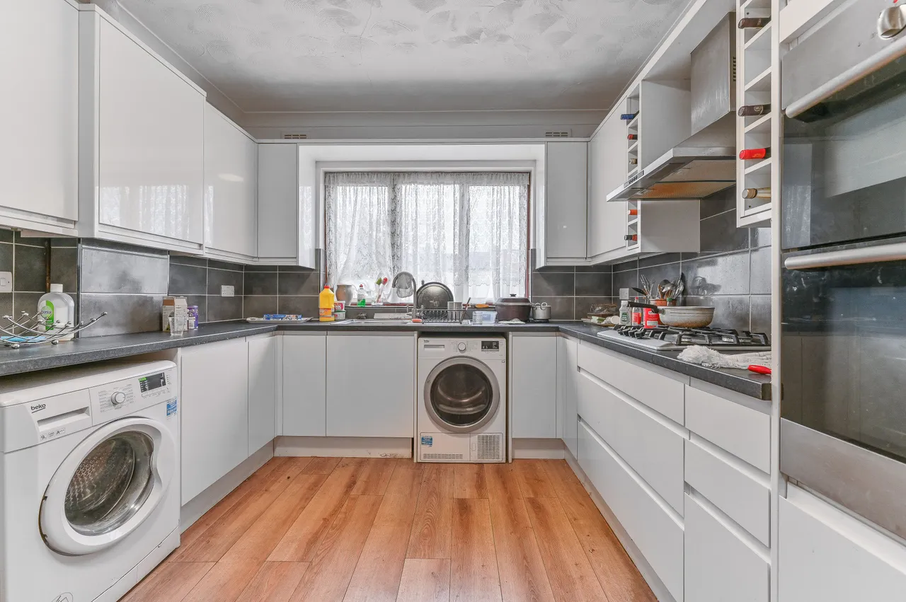 33 Mersham Road, Thornton Heath, photo 8