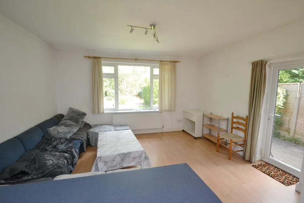 Finchley Road, Fallowfield, M14, photo 4