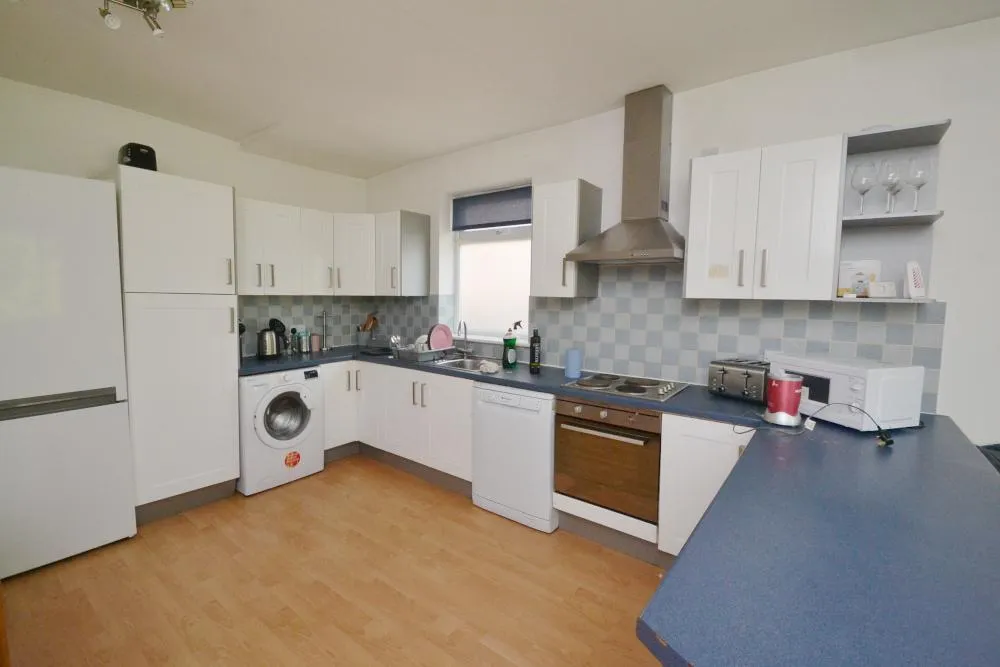 5 bed house to rent, Finchley Road, Fallowfield, M14