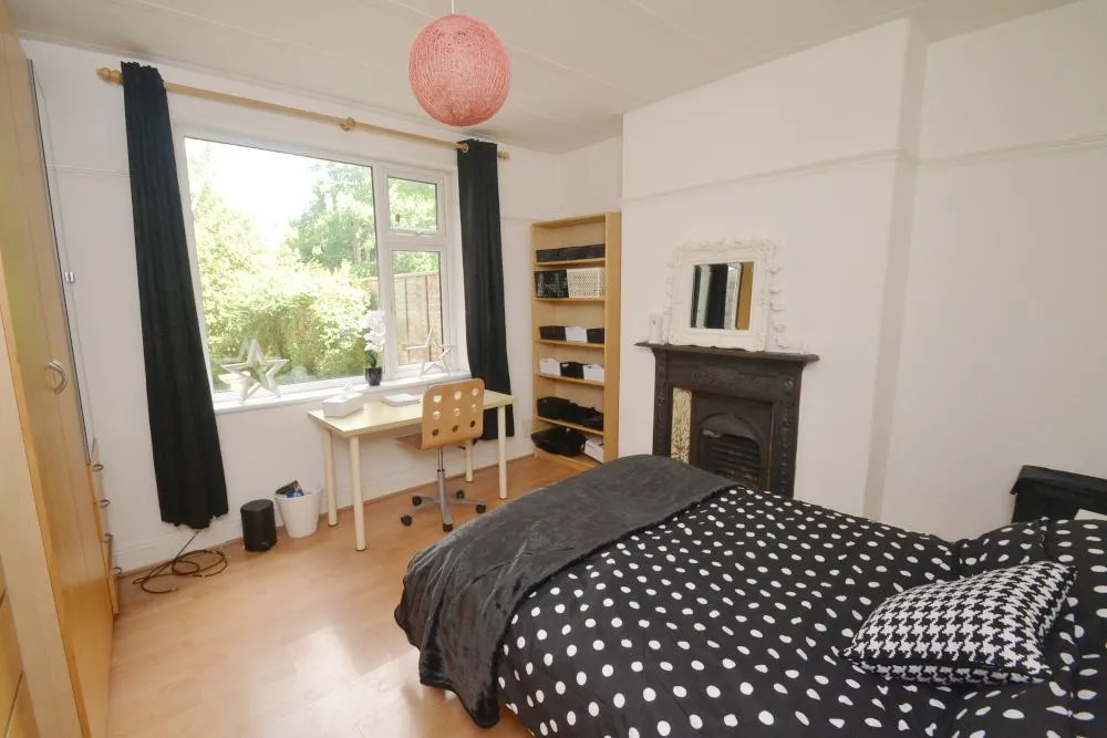 Finchley Road, Fallowfield, M14, photo 11