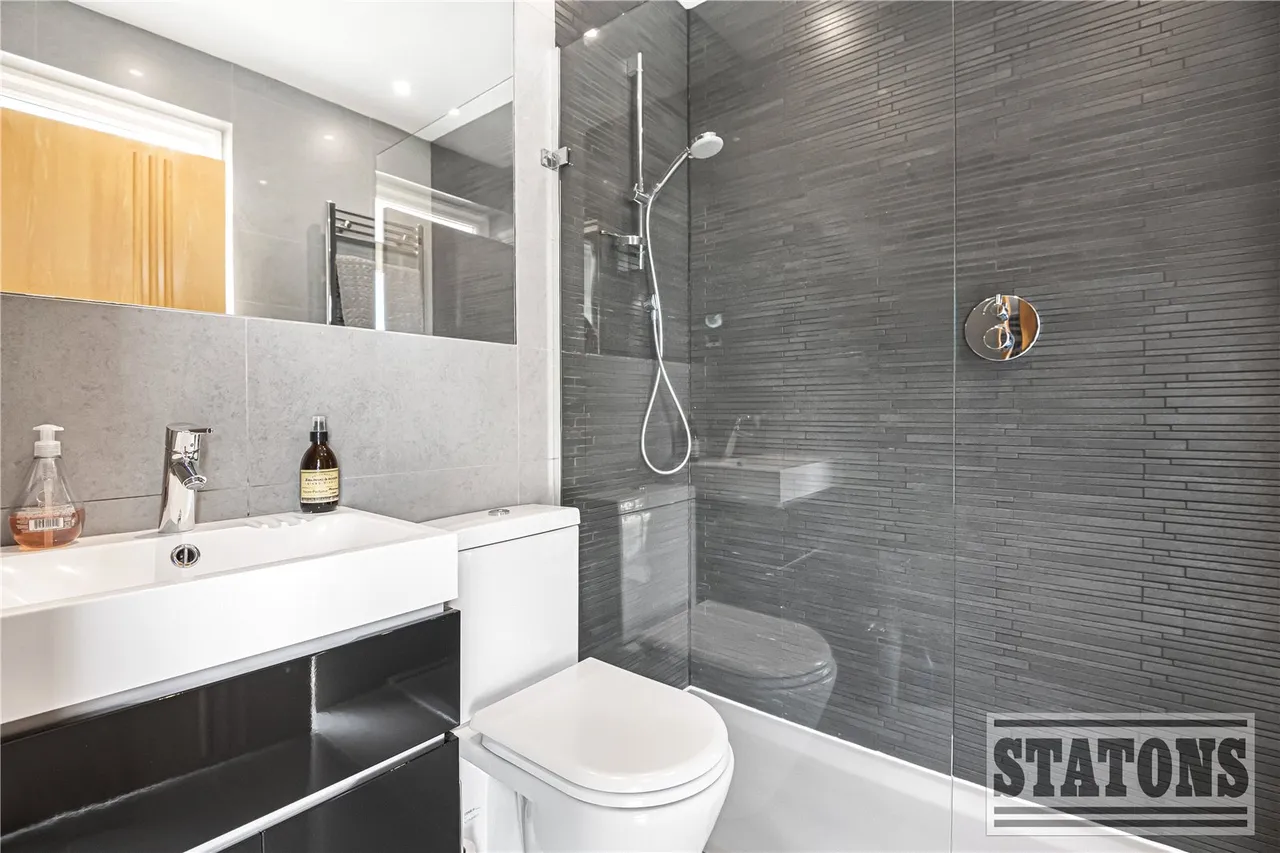 Totteridge Green, London, N20 8PE, photo 26