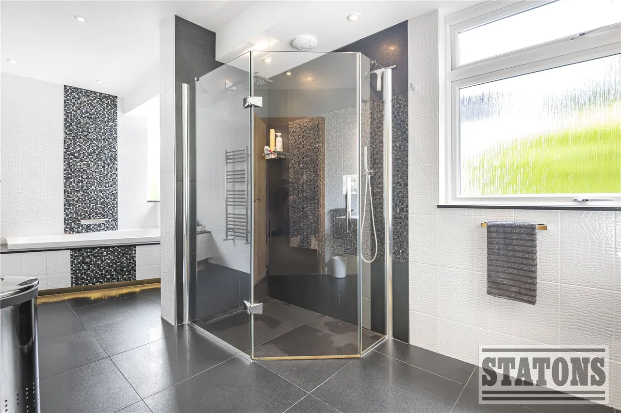 Totteridge Green, London, N20 8PE, photo 18