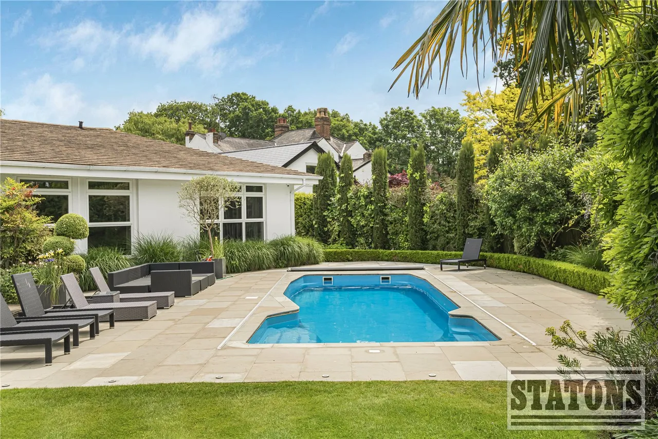 Totteridge Green, London, N20 8PE, photo 29