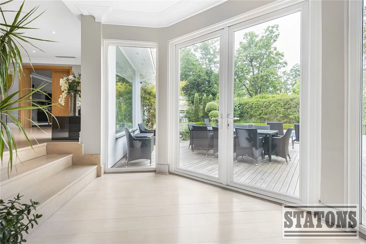 Totteridge Green, London, N20 8PE, photo 27